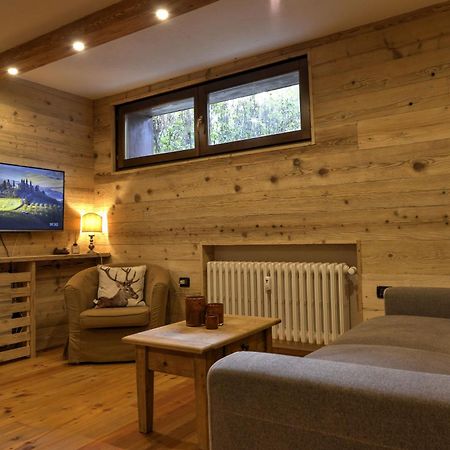 Ferienwohnung Bois Du Mont Blanc Courmayeur Exterior foto