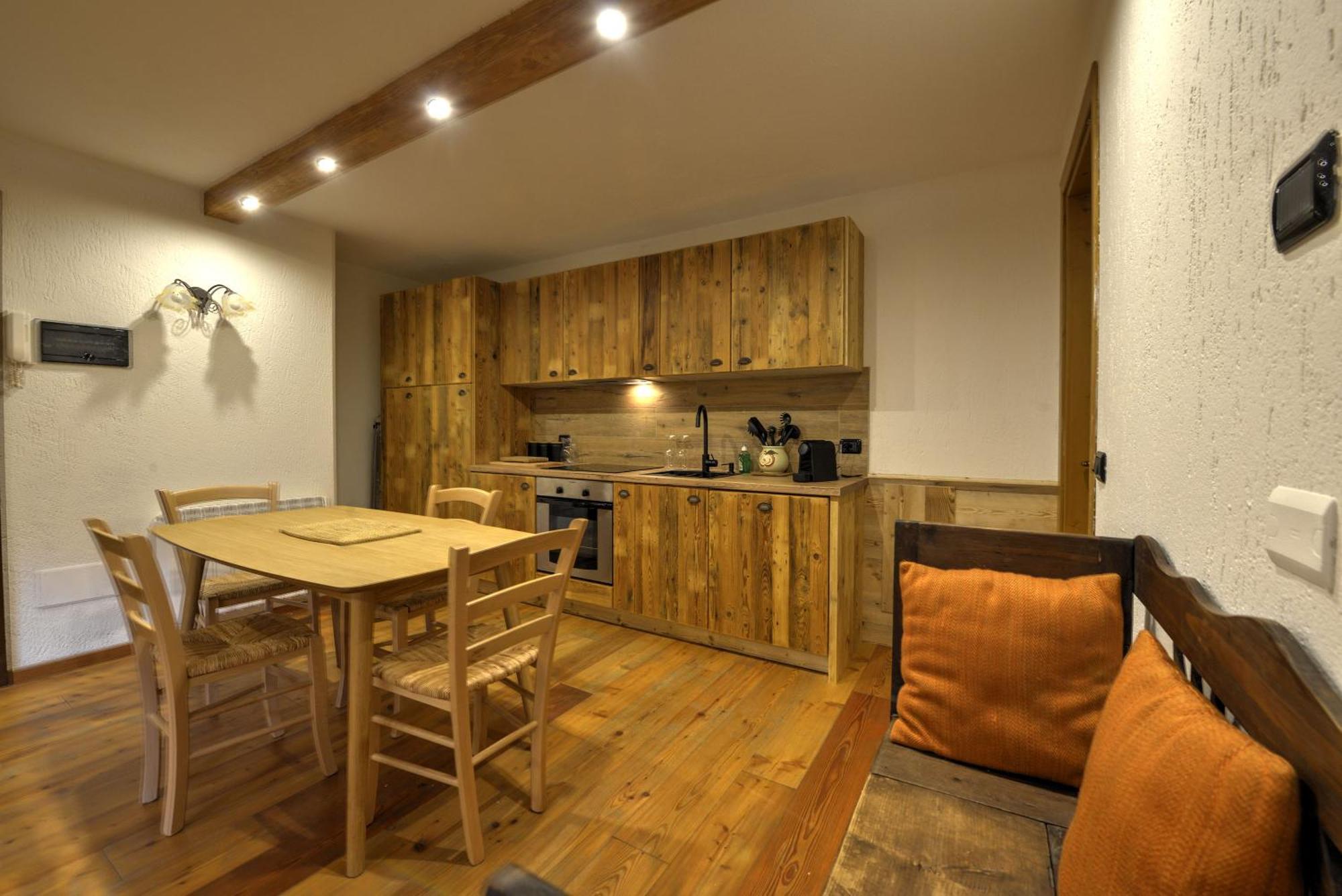 Ferienwohnung Bois Du Mont Blanc Courmayeur Exterior foto